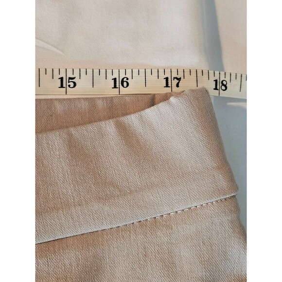 Liz Claiborne Studio Crop Sits At Waist Pants Women’s Size 12 Cream NWT - Picture 7 of 11